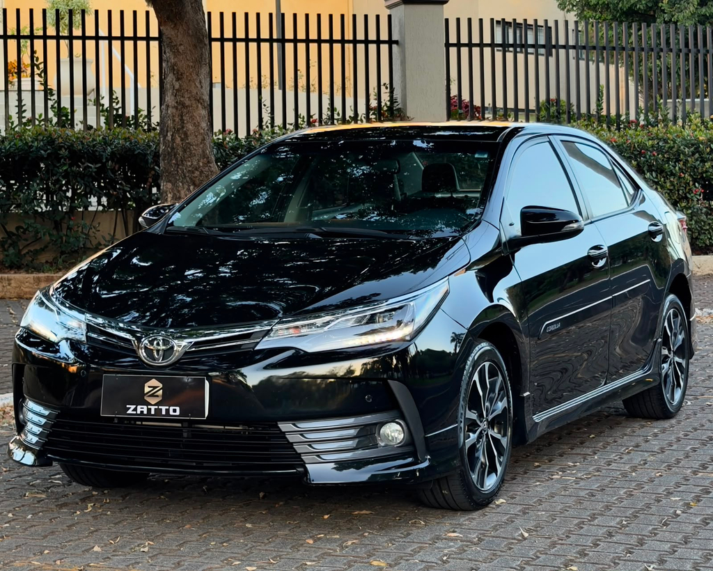 Toyota Corolla Preto
