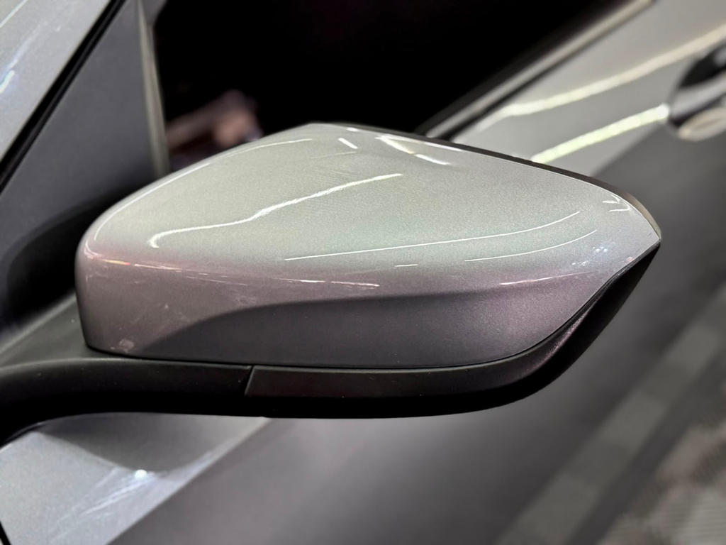 Chevrolet Onix Sedan Prata