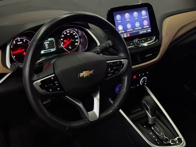 Chevrolet Onix Sedan Cinza