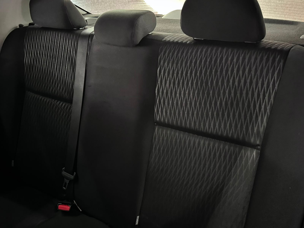 Toyota Etios Sedan Branco