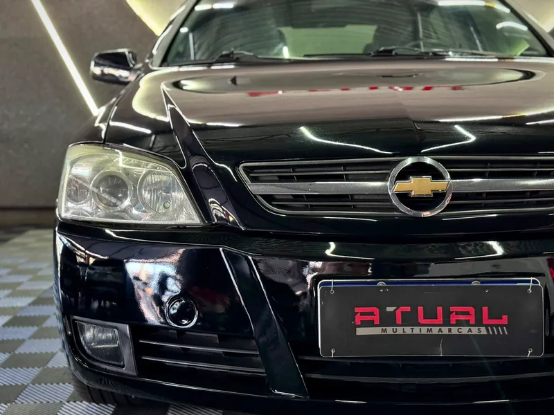 Chevrolet Astra Preto