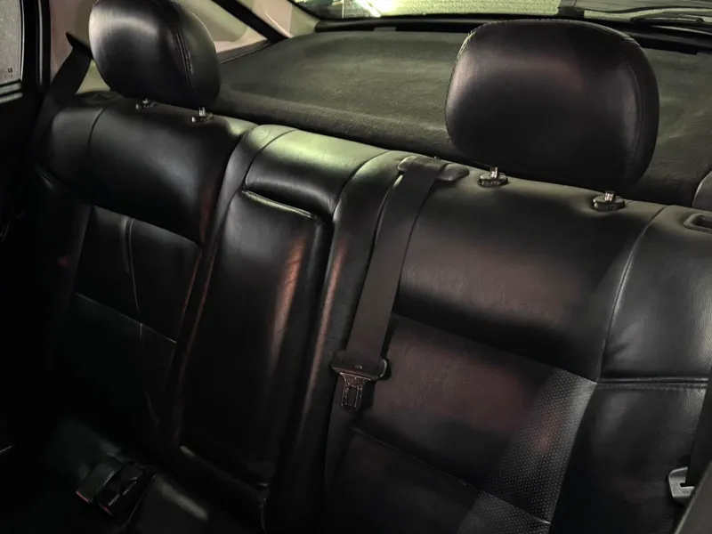 Chevrolet Astra Preto