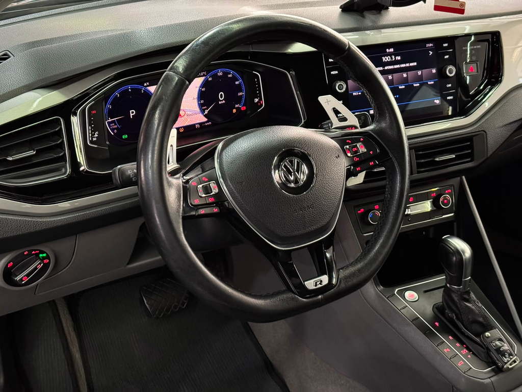 Volkswagen Polo Hatch Azul