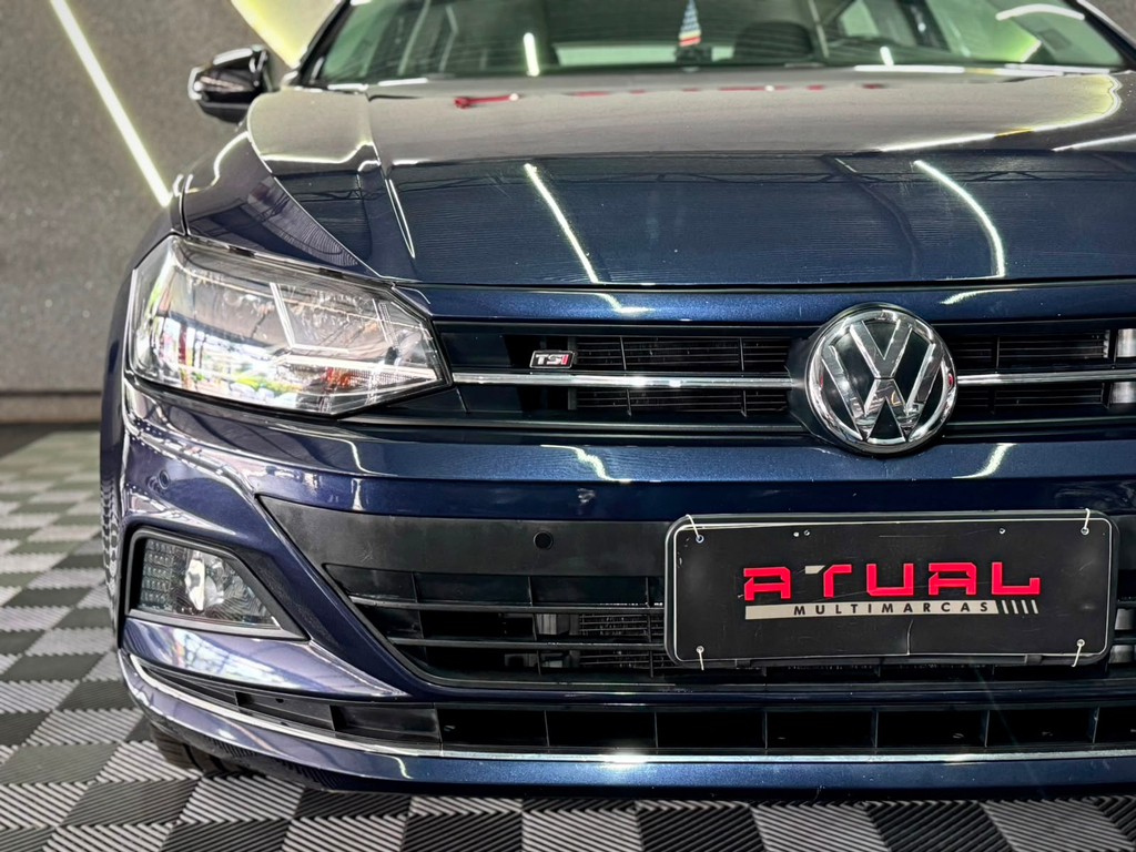 Volkswagen Polo Hatch Azul