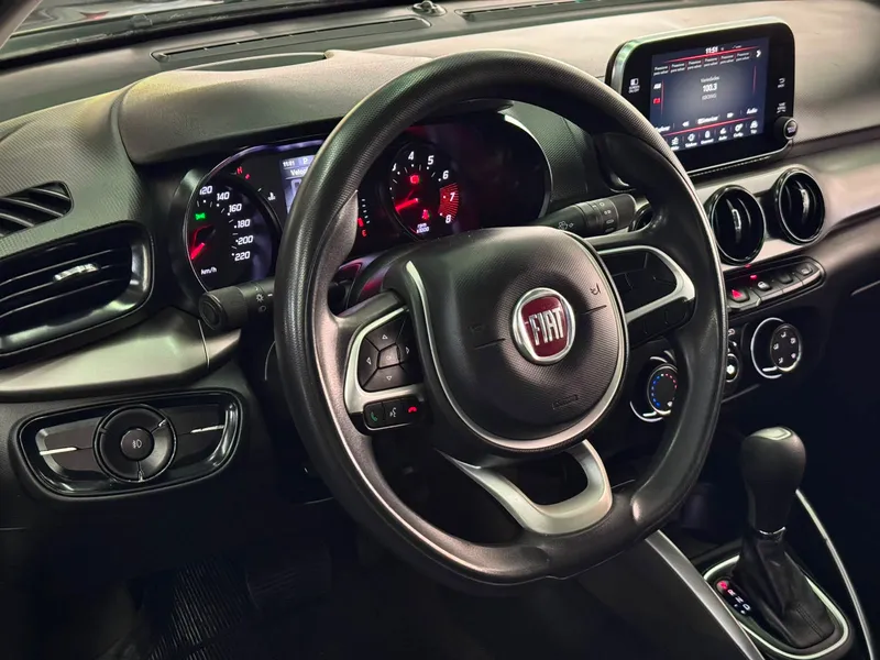 Fiat Cronos Cinza