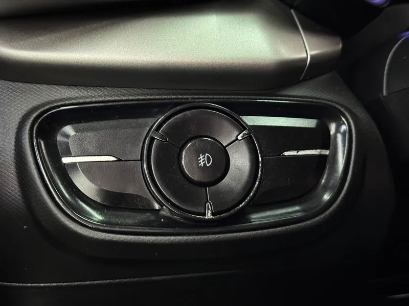 Fiat Cronos Cinza
