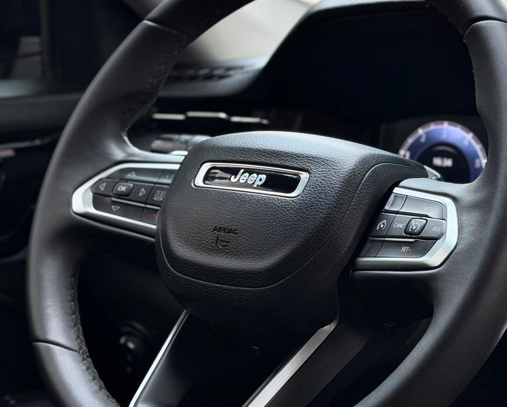 Jeep Compass Prata
