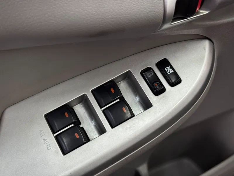 Toyota Corolla Bege