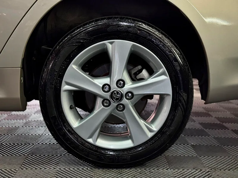 Toyota Corolla Bege