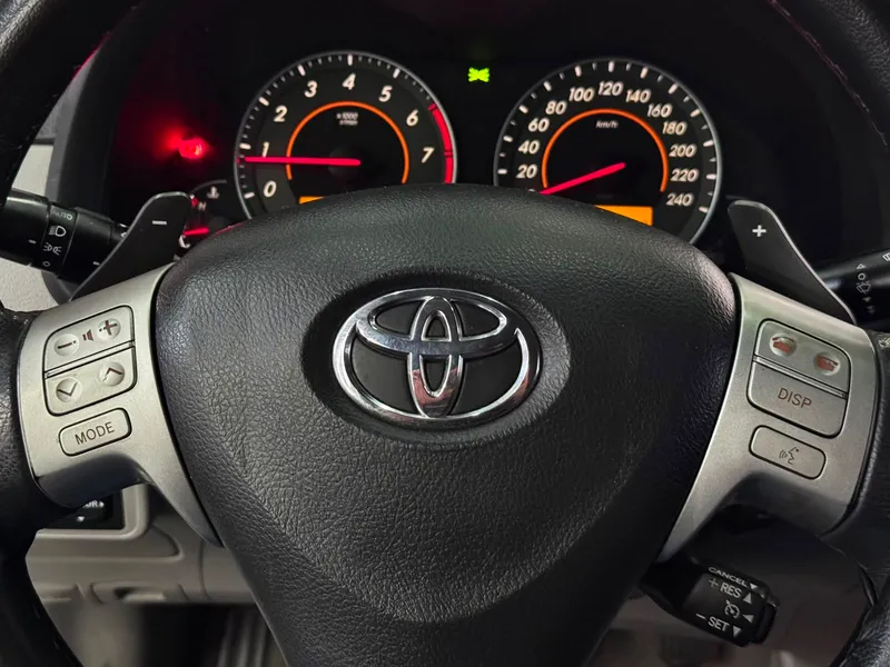 Toyota Corolla Bege