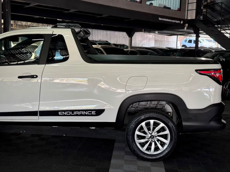 Fiat Strada Branco