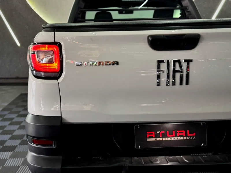 Fiat Strada Branco