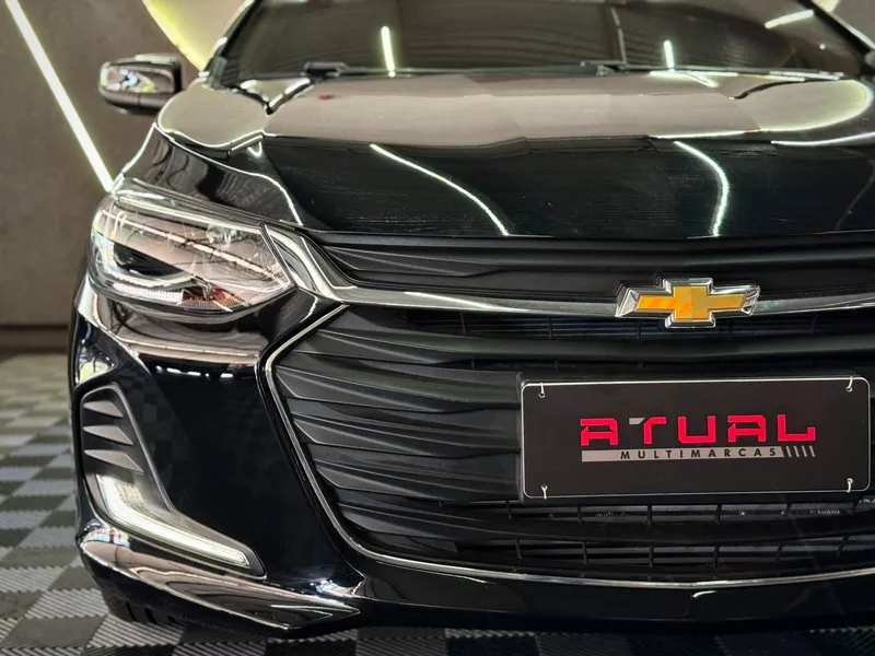 Chevrolet Onix Sedan Preto