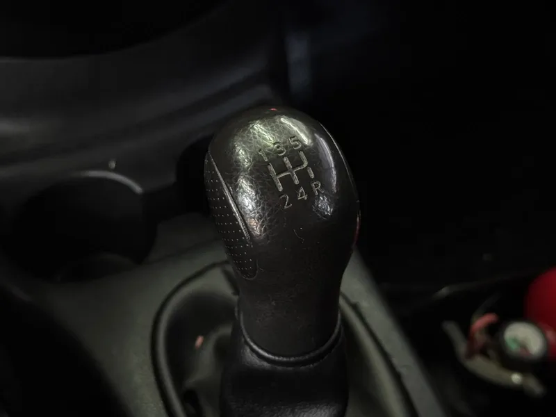 Nissan Versa Branco