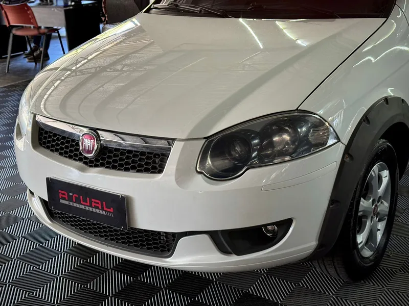 Fiat Palio Weekend Branco