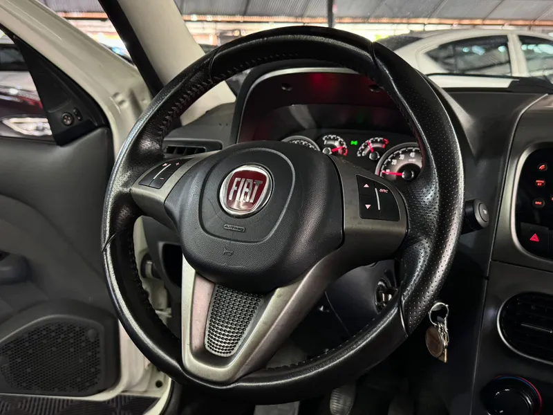 Fiat Palio Weekend Branco