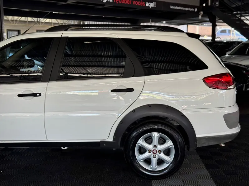 Fiat Palio Weekend Branco