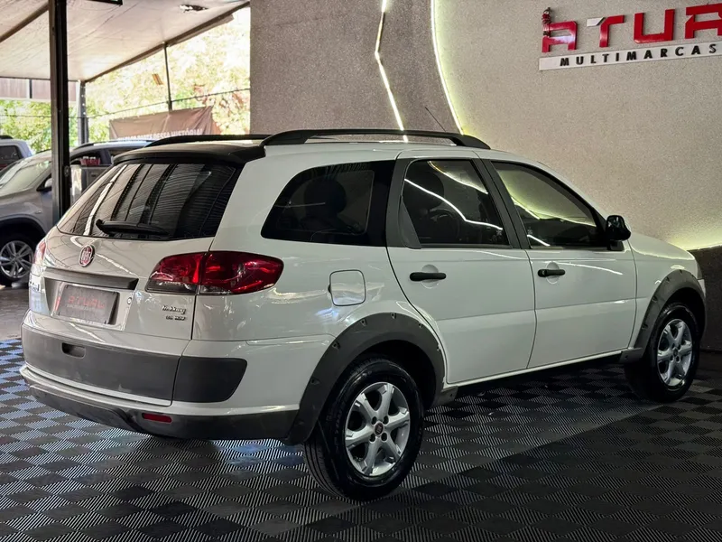 Fiat Palio Weekend Branco
