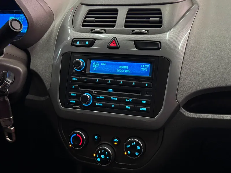 Chevrolet Cobalt Preto