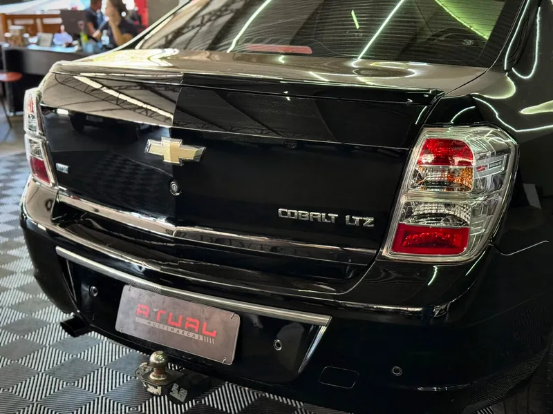 Chevrolet Cobalt Preto