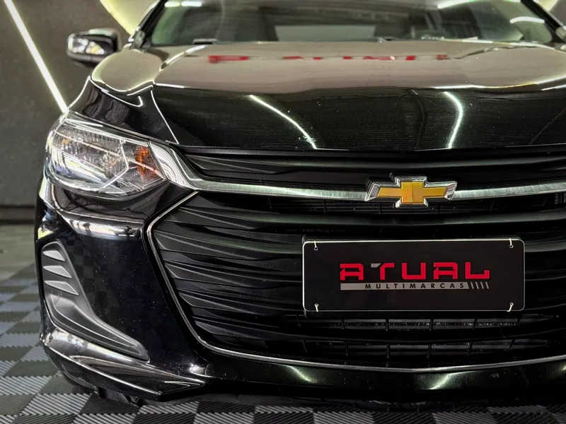 Chevrolet Onix Preto