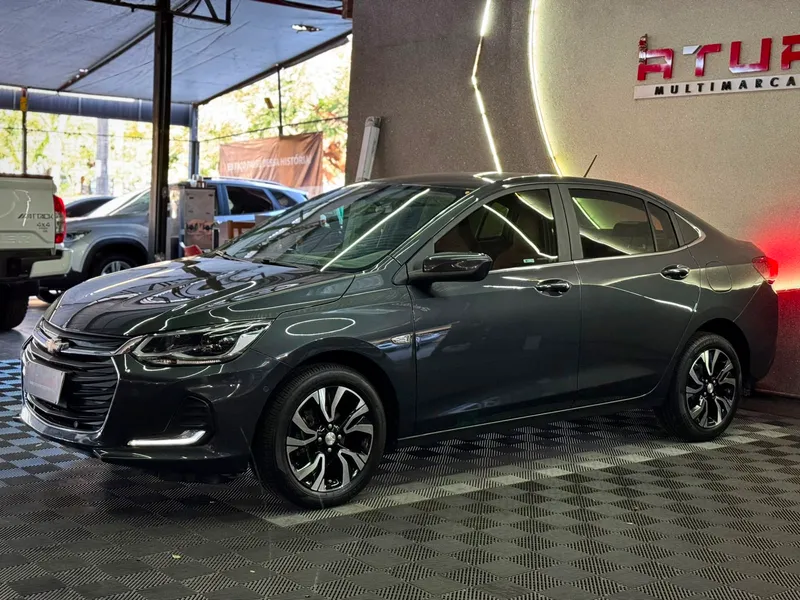 Chevrolet Onix Sedan Cinza