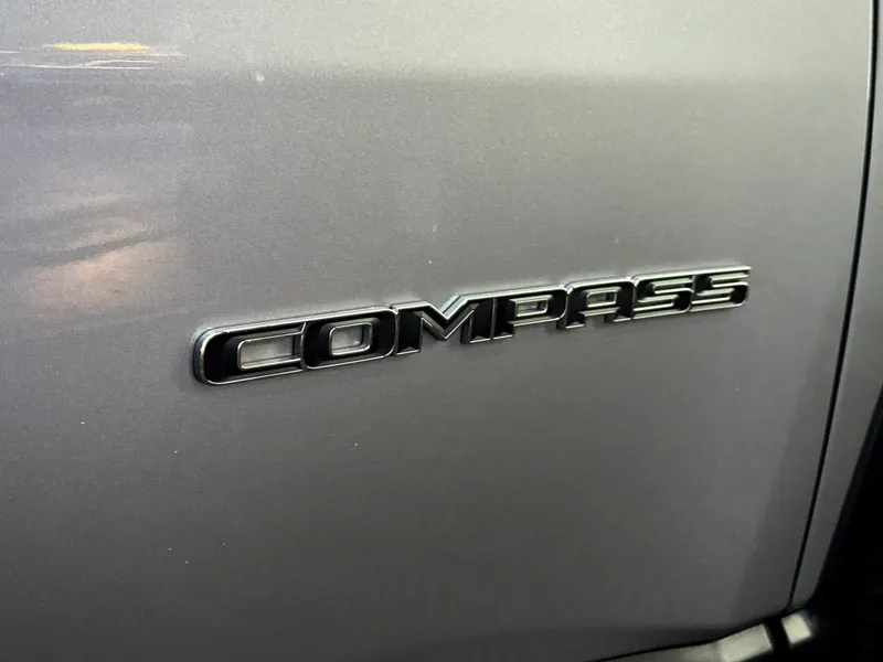 Jeep Compass Prata