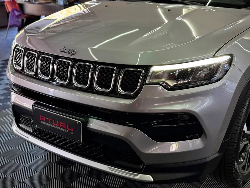 Jeep Compass Prata