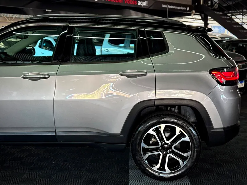 Jeep Compass Prata
