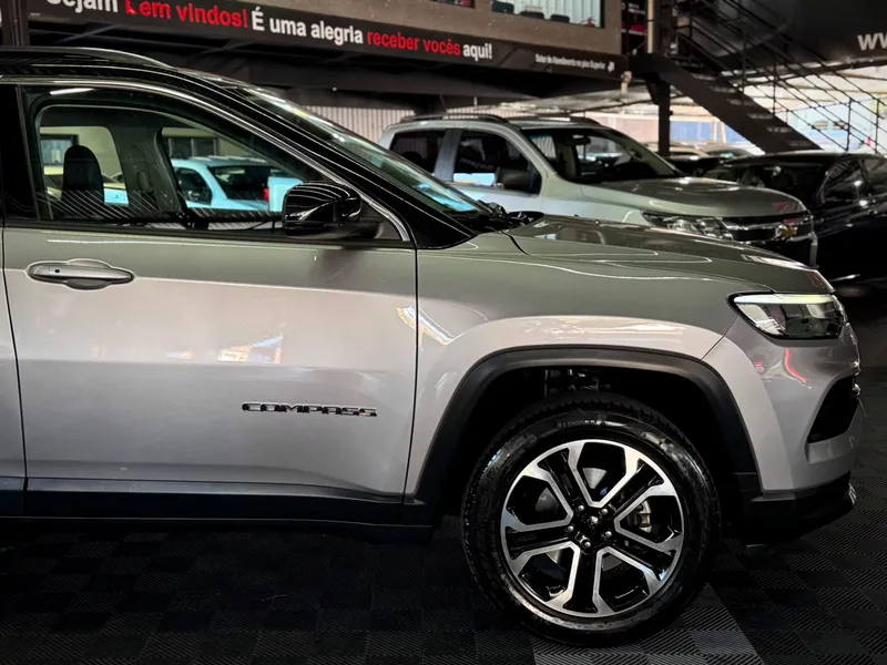 Jeep Compass Prata