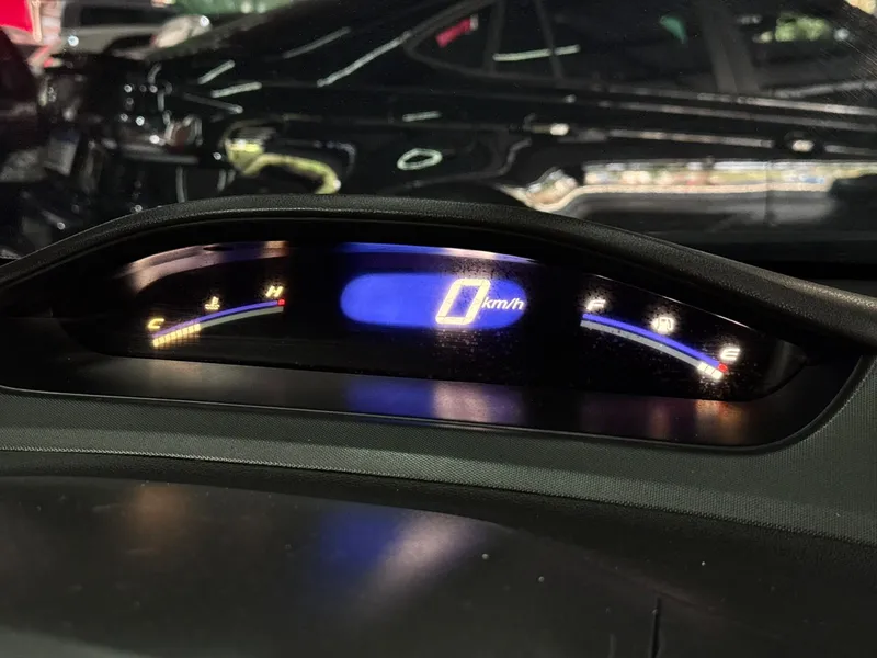 Honda Civic Dourado