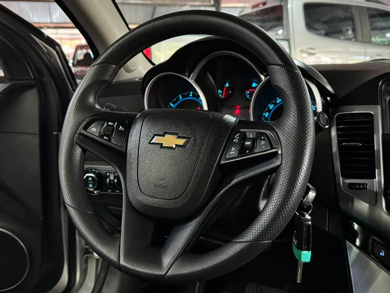 Chevrolet Cruze Prata
