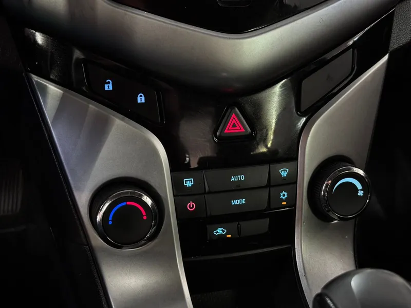 Chevrolet Cruze Prata