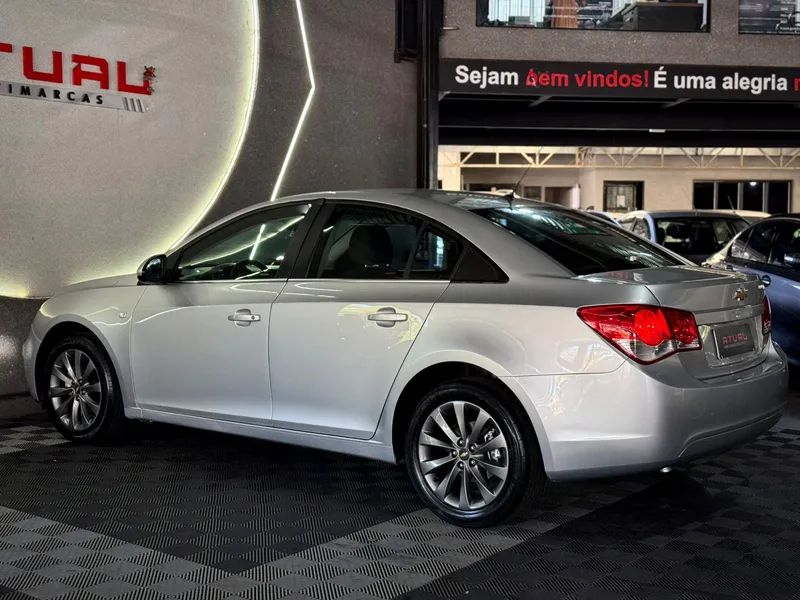 Chevrolet Cruze Prata