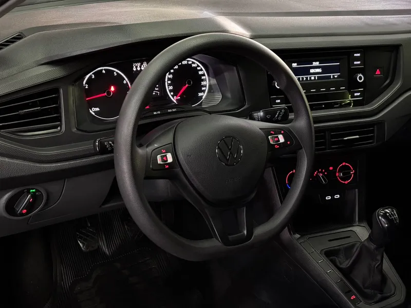 Volkswagen Polo Prata