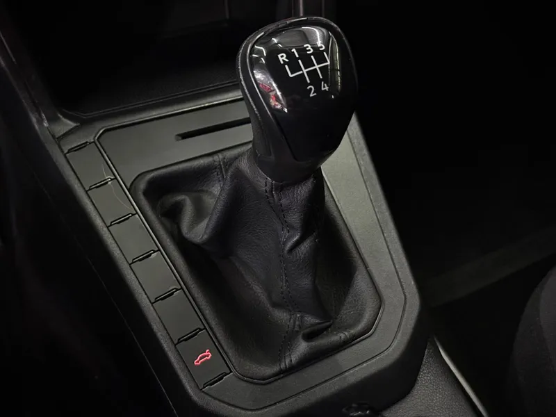 Volkswagen Polo Prata