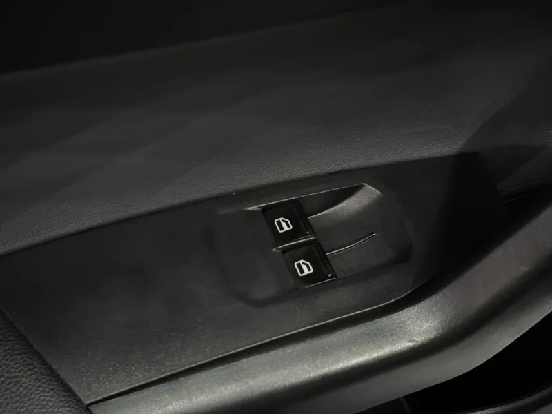 Volkswagen Polo Prata