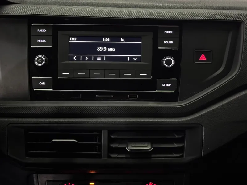 Volkswagen Polo Prata