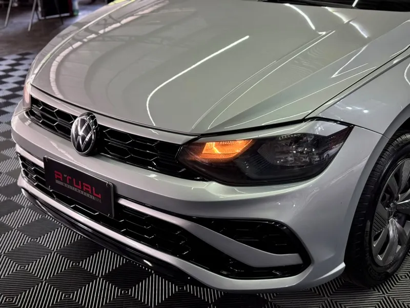 Volkswagen Polo Prata