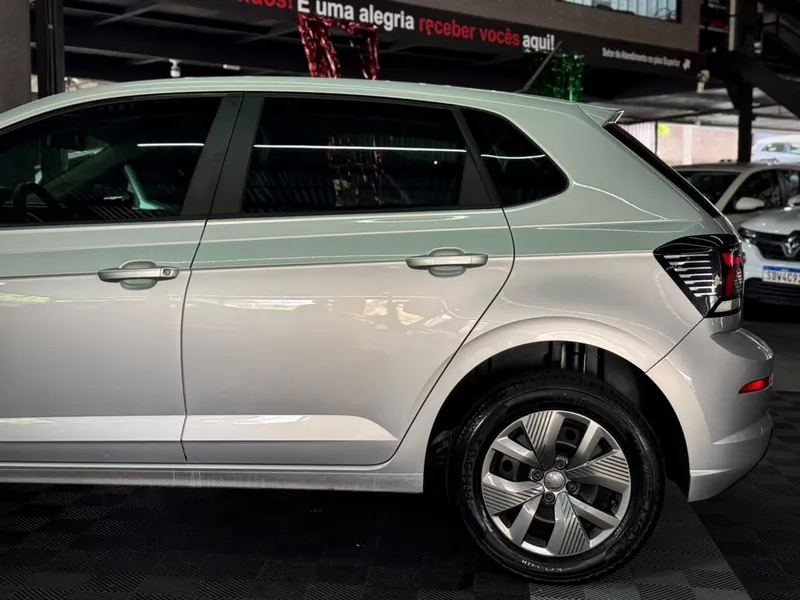 Volkswagen Polo Prata