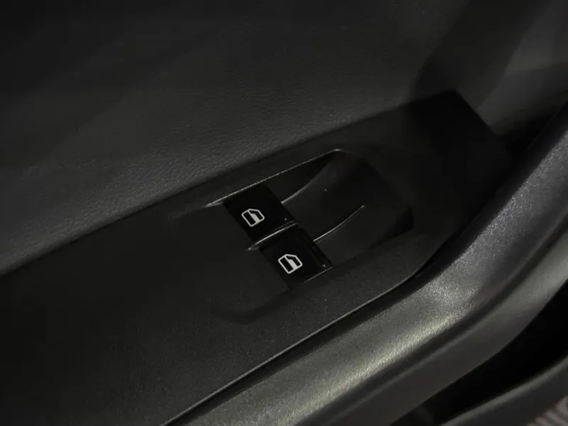 Volkswagen Polo Prata