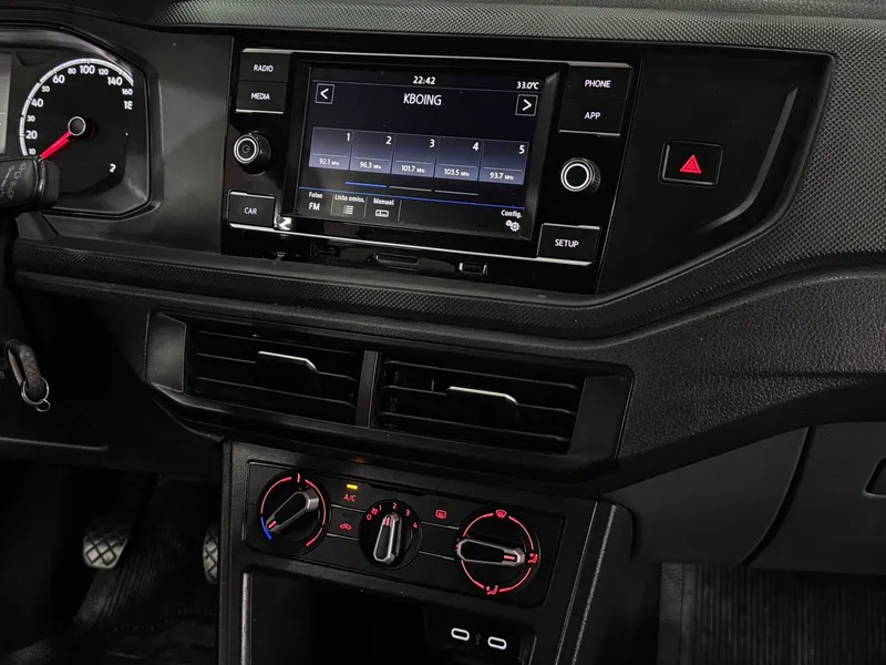 Volkswagen Polo Branco