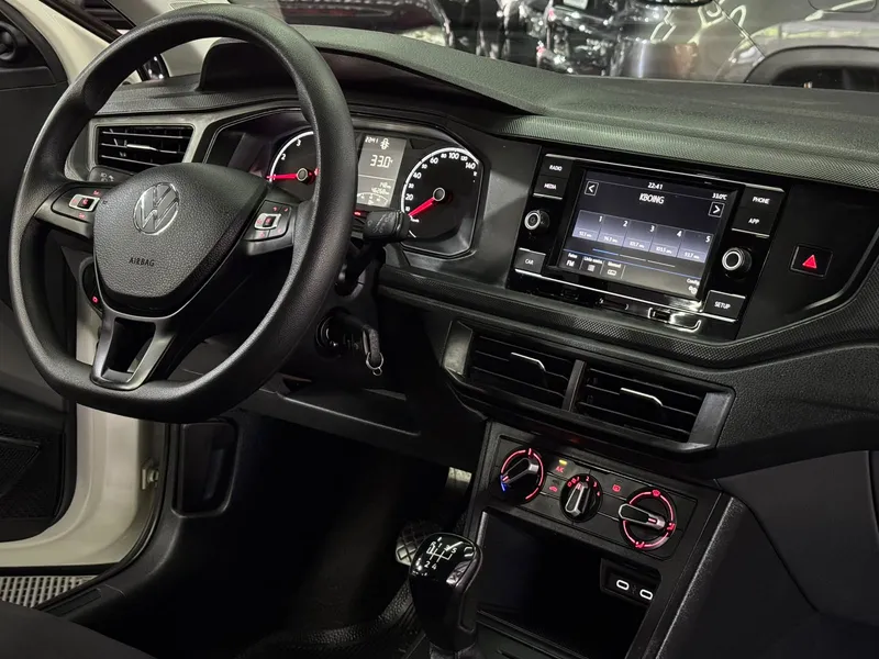 Volkswagen Polo Branco