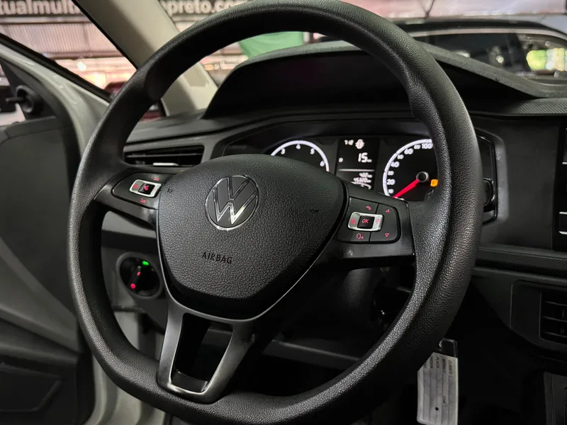 Volkswagen Polo Prata