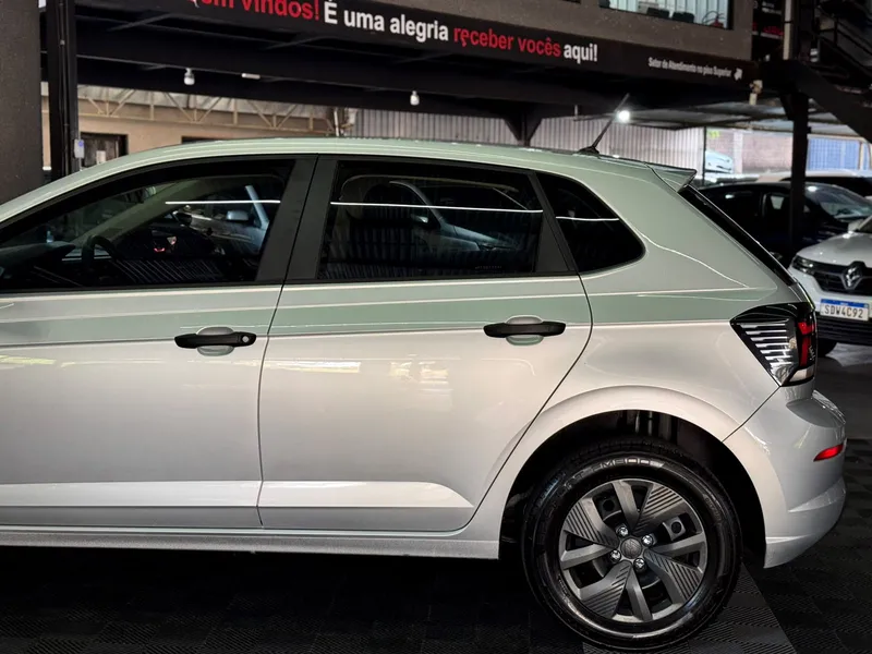 Volkswagen Polo Prata
