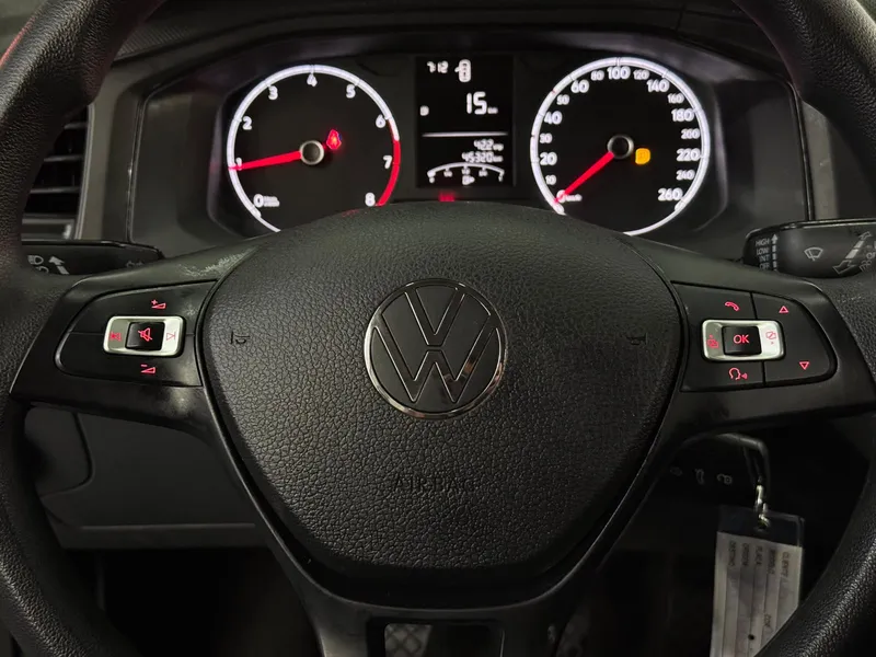 Volkswagen Polo Prata