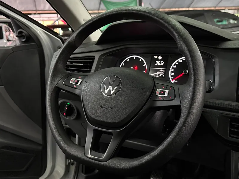 Volkswagen Polo Prata