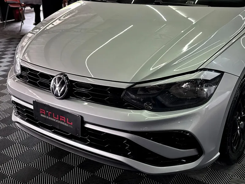 Volkswagen Polo Prata