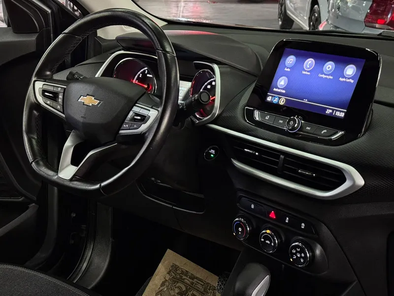 Chevrolet Tracker Cinza