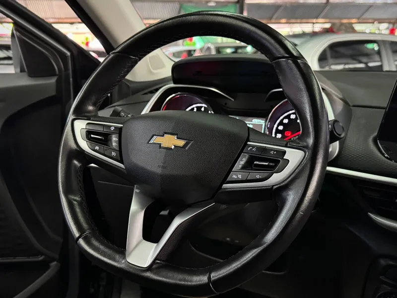 Chevrolet Tracker Cinza